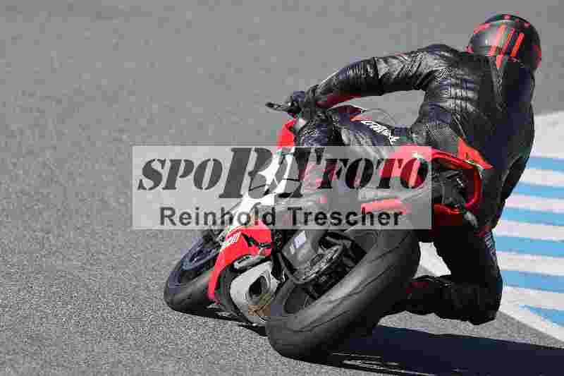 /Archiv-2025/02 28.-31.01.2025 Moto Center Thun Jerez/gruen-green/92